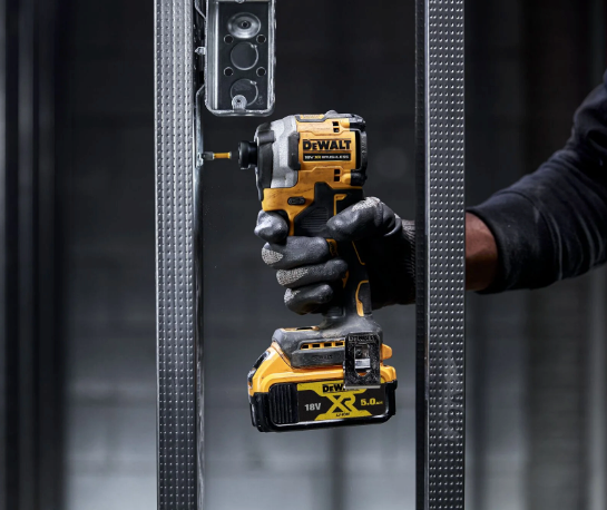 BUILDMATE x DEWALT 20V Max Atomic Impact Driver | 1/4" Hex, 205Nm, 3,800 IPM, Bare Tool DCF850N-B1