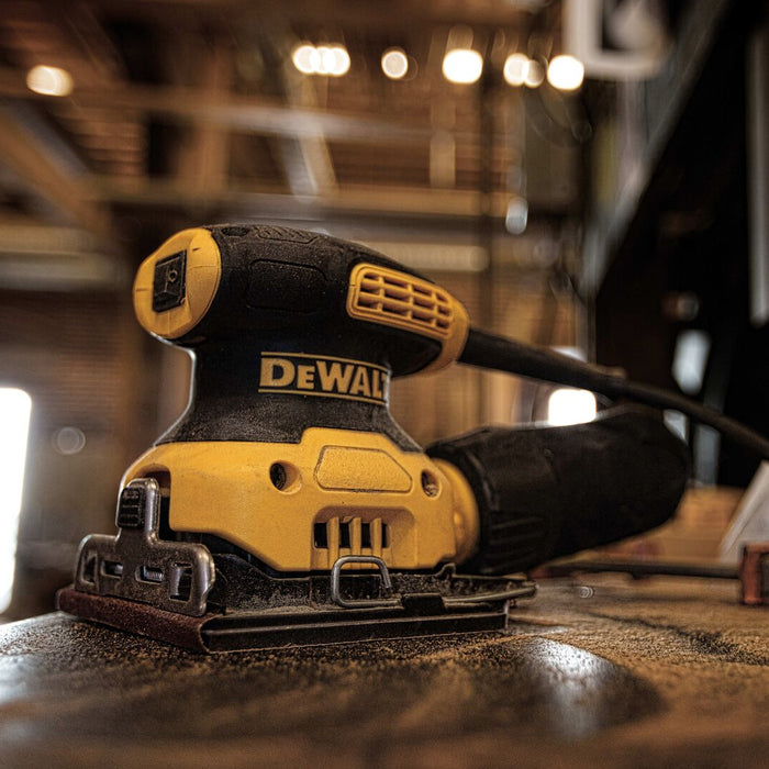 BUILDMATE x DEWALT 230W 1/4 Sheet Orbital Sander | 14,000 OPM, 1.6mm Orbit, Dust Bag DWE6411-B1